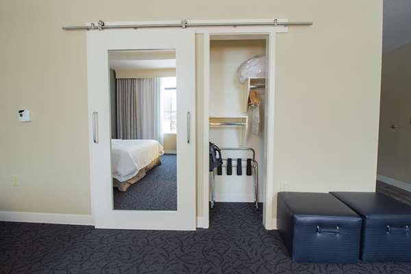  - Hampton Inn & Suites Cazenovia