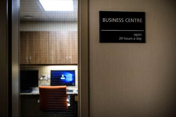 Conference Area - Hampton Inn & Suites Millbrook