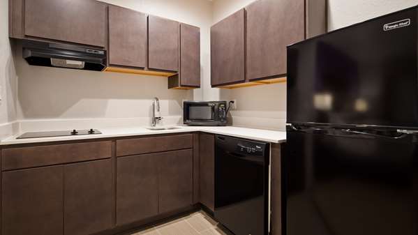 - Best Western Plus Buda Austin Inn & Suites