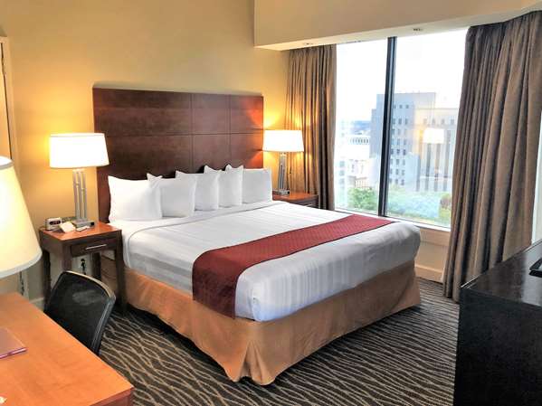 Suite - Blake Hotel New Orleans