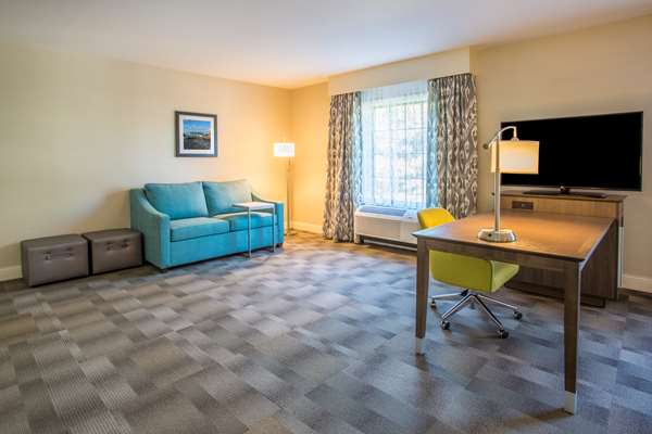  - Hampton Inn & Suites Westchester Yonkers