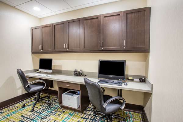 Conference Area - Hampton Inn & Suites Westchester Yonkers