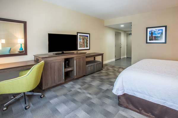  - Hampton Inn & Suites Westchester Yonkers
