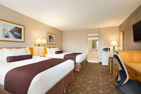  - Days Inn Victoria Uptown