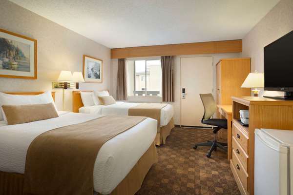  - Days Inn Victoria Uptown