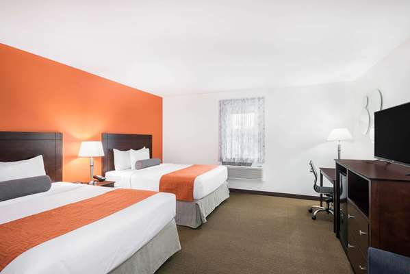  - Howard Johnson Inn Quincy