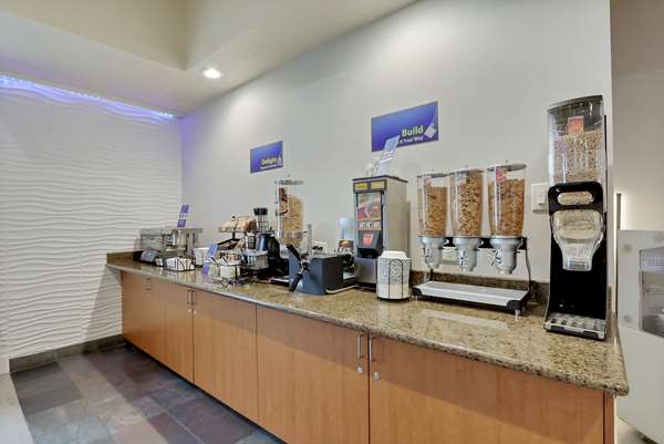 Bar - Best Western Liberty Inn Dupont - I-5, Exit 118