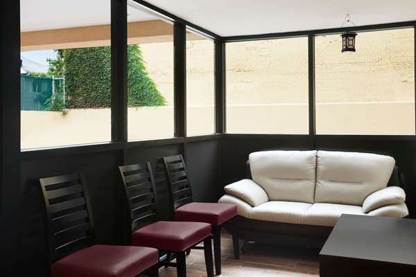  - Super 8 Hotel Bronx