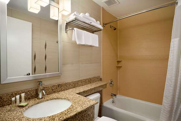  - Super 8 Hotel Bronx