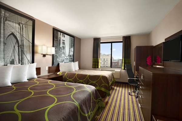  - Super 8 Hotel Bronx