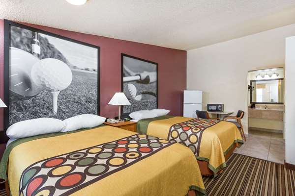 Suite - Super 8 Motel Southern Pines Aberdeen