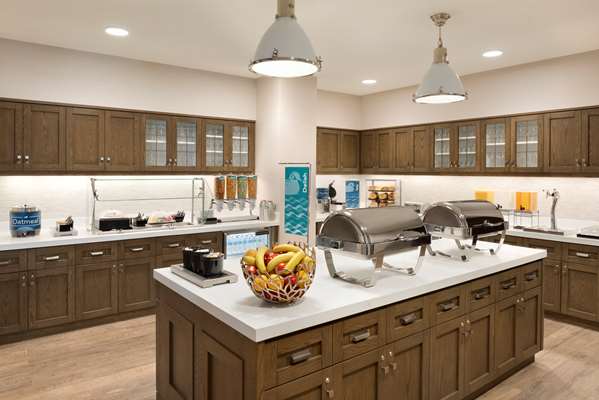 Amenities - Homewood Suites by Hilton West Loop Chicago - I-90 & I-94, Exit 51C