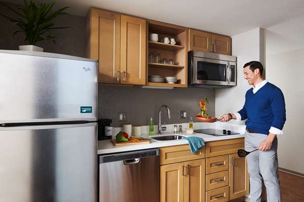  - Homewood Suites by Hilton West Loop Chicago - I-90 & I-94, Exit 51C