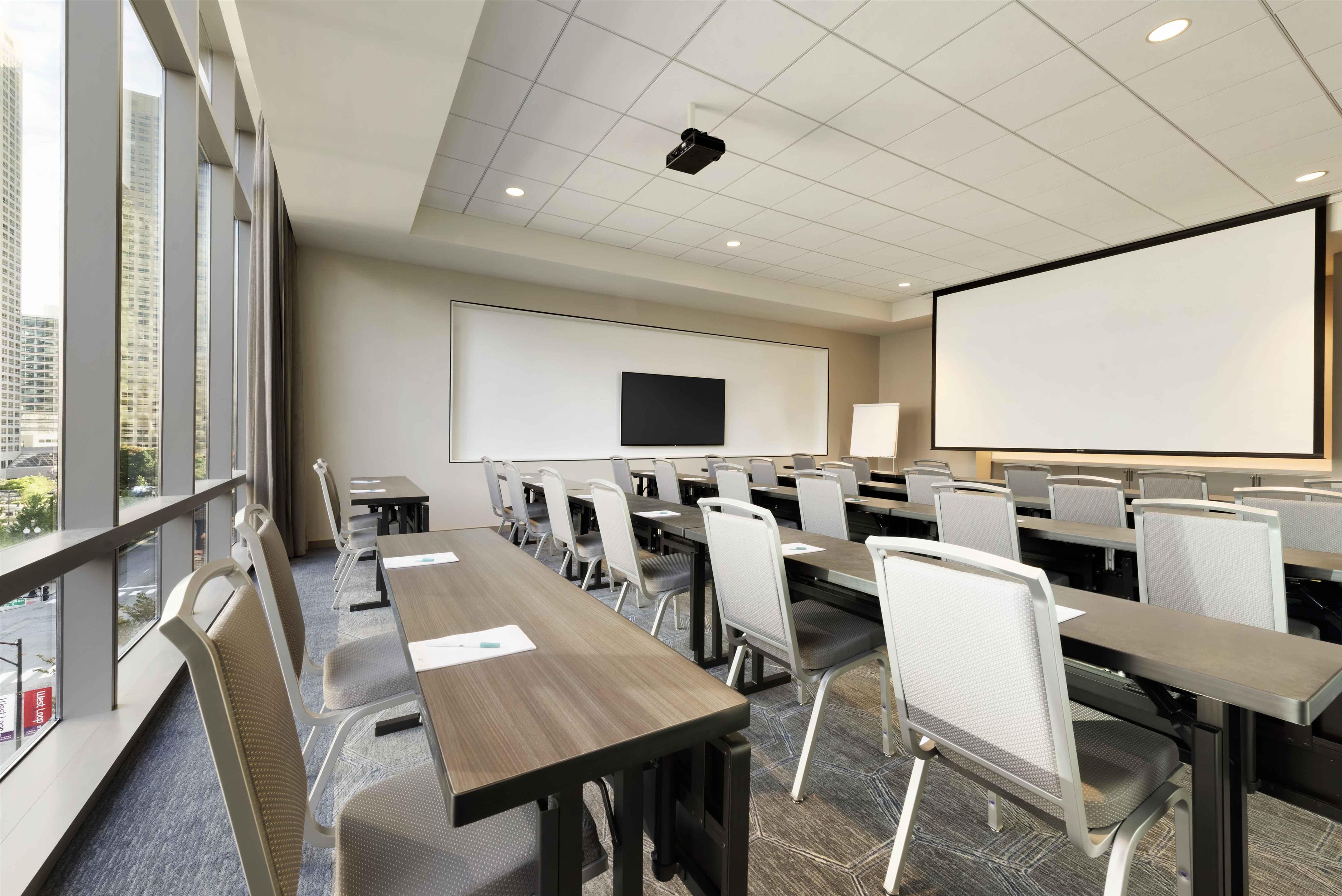 Meeting Room | Homewood Suites by Hilton Chicago Downtown West Loop