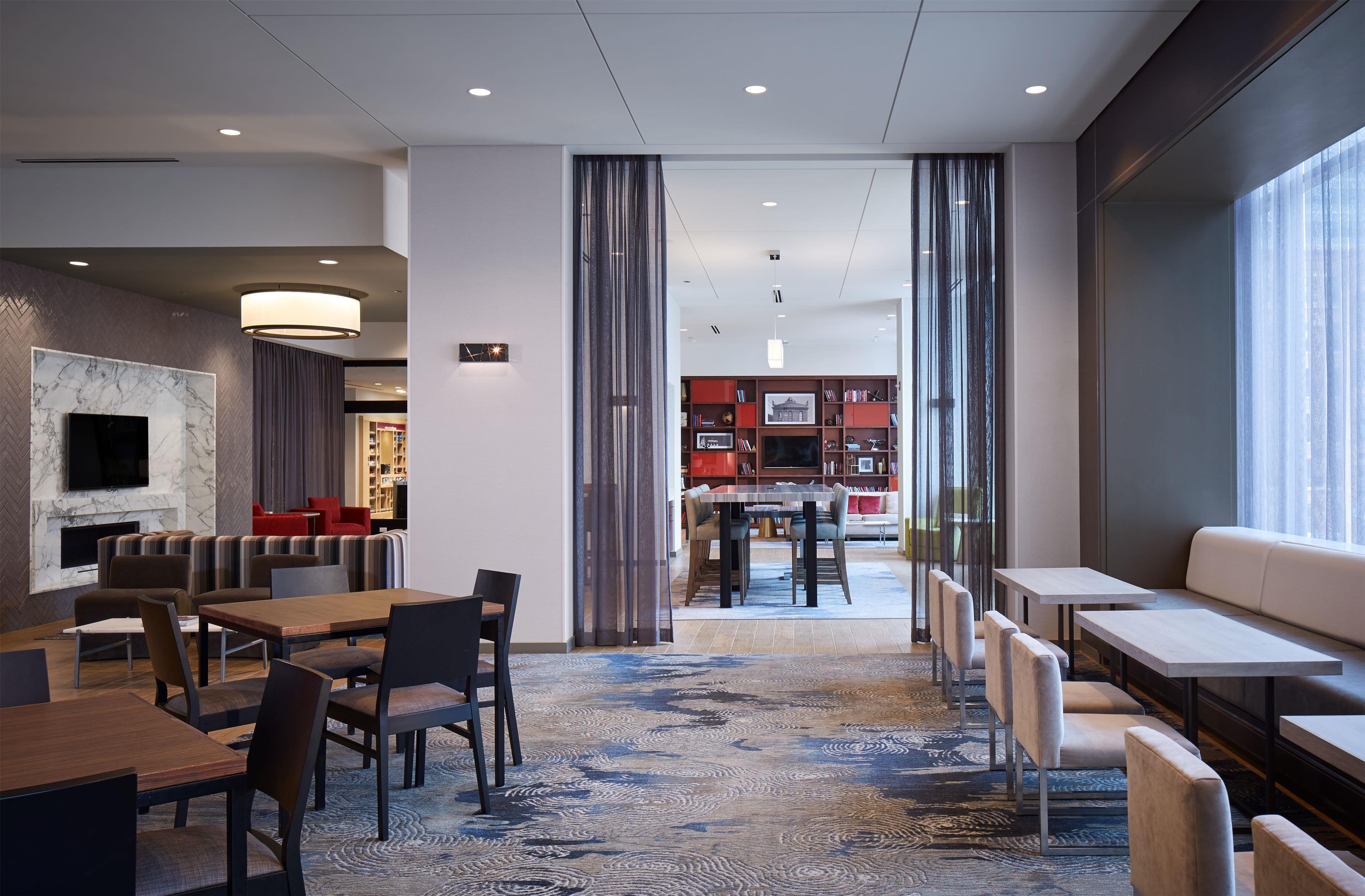 Lobby | Homewood Suites by Hilton Chicago Downtown West Loop