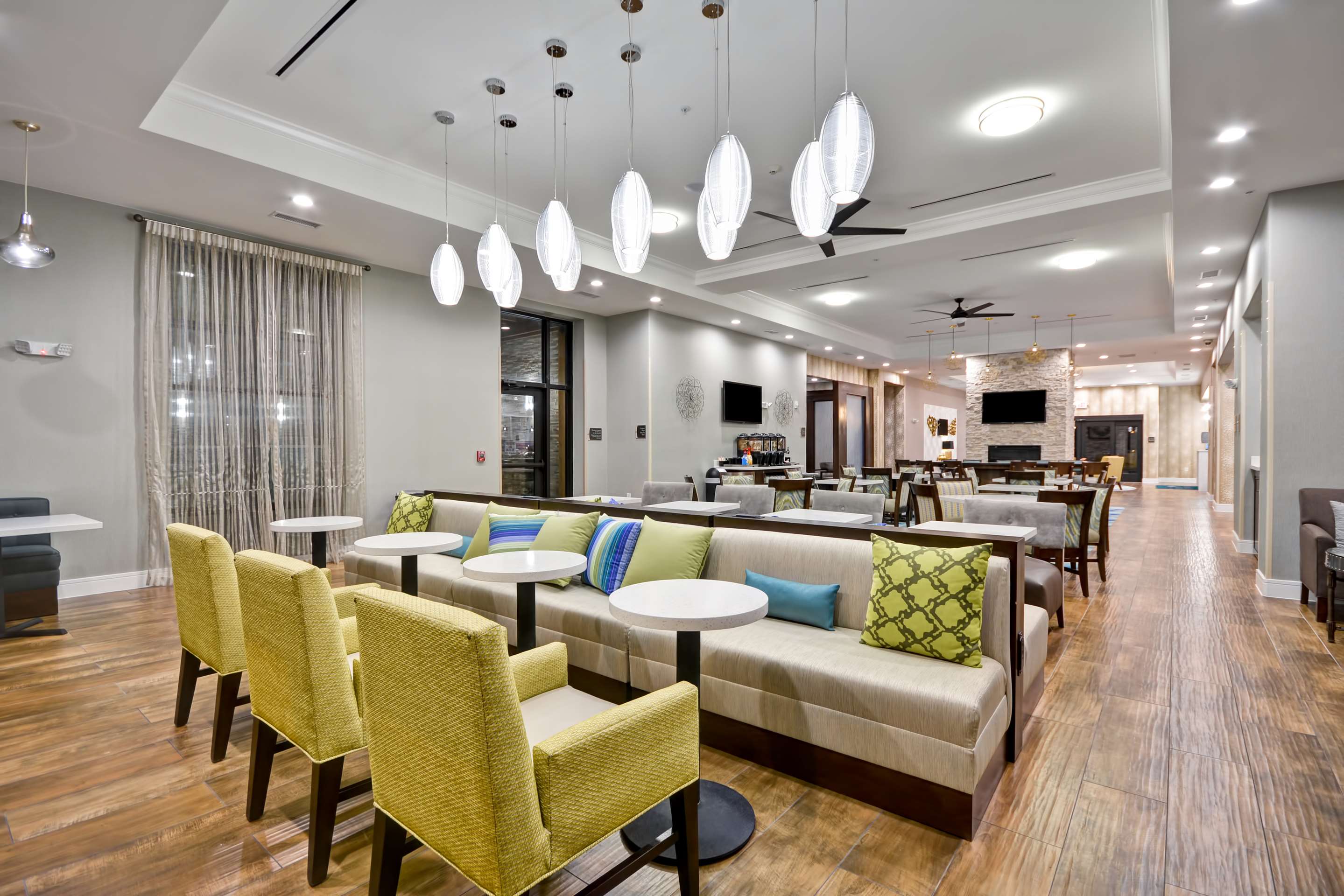 Restaurant | Homewood Suites by Hilton Galveston