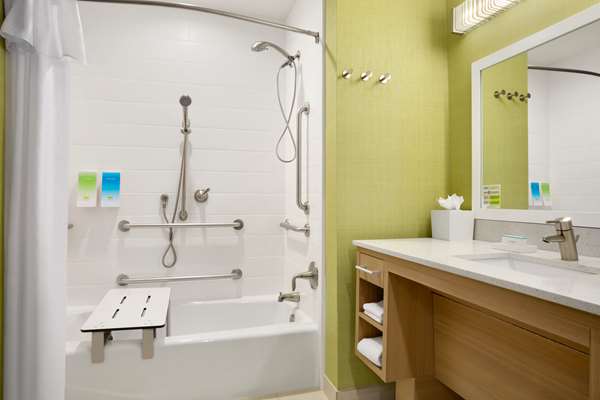  - Home2 Suites by Hilton Woodlands Shenandoah