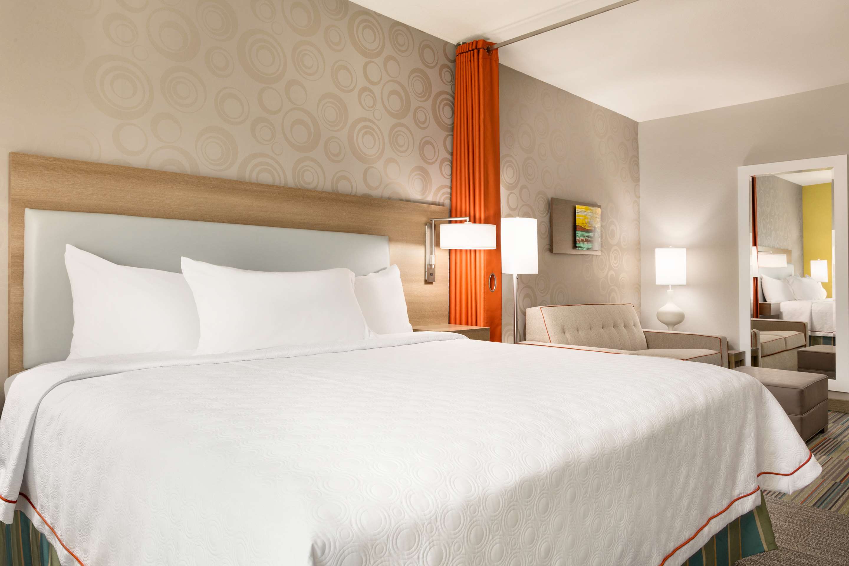 Guest room