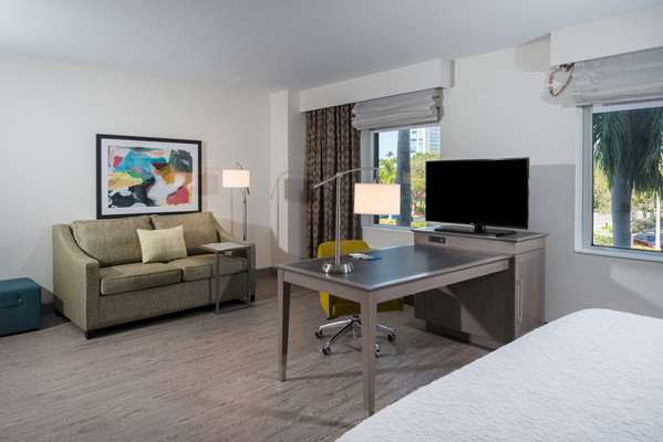  - Hampton Inn & Suites Midtown Miami