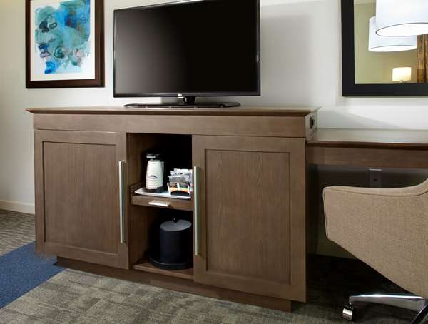  - Hampton Inn & Suites Airport South Pittsburgh - I-376, Exit 61