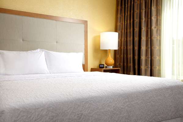  - Hampton Inn & Suites Airport South Pittsburgh - I-376, Exit 61