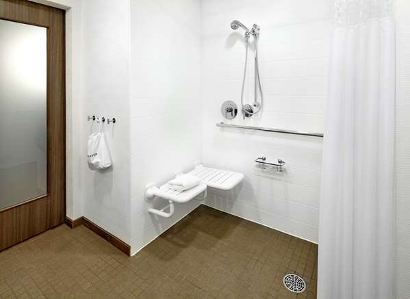  - Hampton Inn & Suites Airport South Pittsburgh - I-376, Exit 61