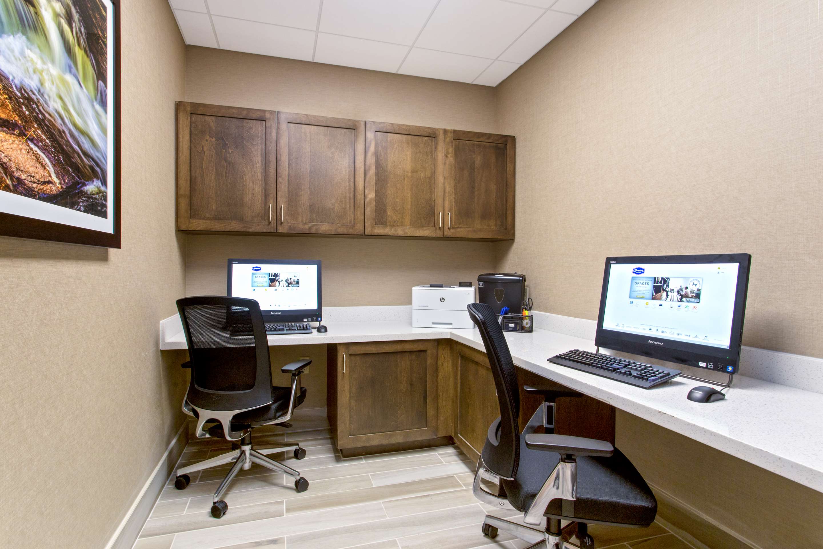 Business Center | Hampton Inn Sault Ste Marie