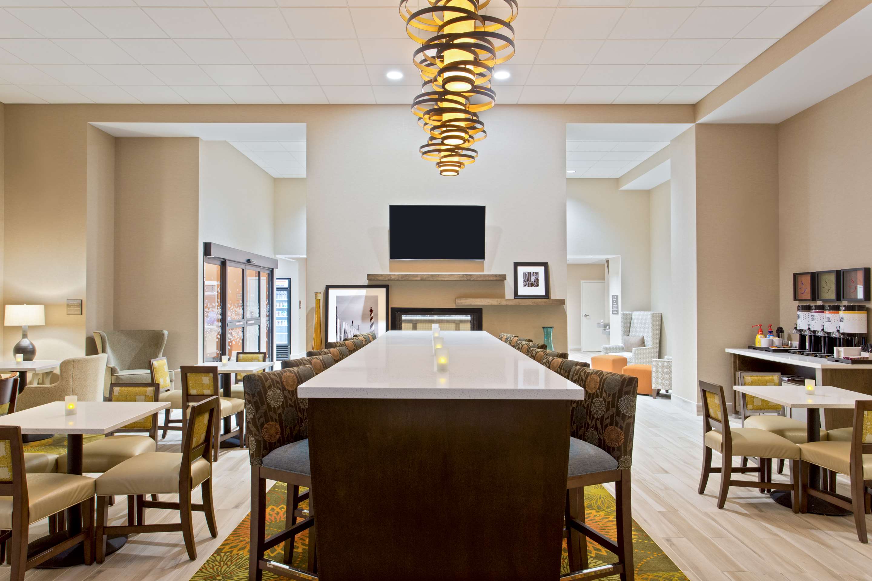 Reception | Hampton Inn Sault Ste Marie
