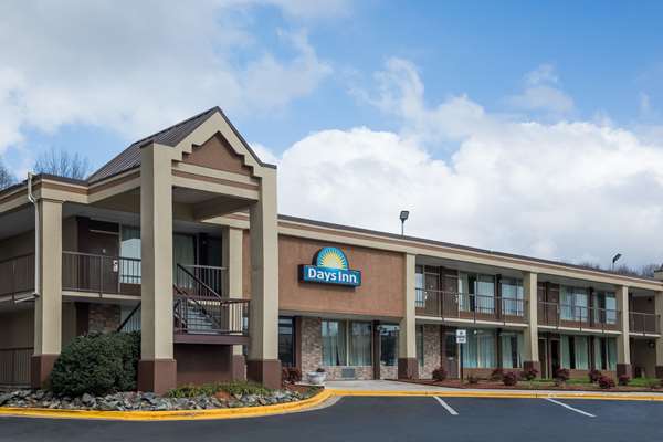Exterior view - Days Inn Airport North Charlotte - I-85, Exit 32