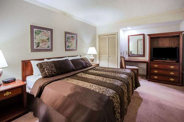 Suite - Days Inn Midland