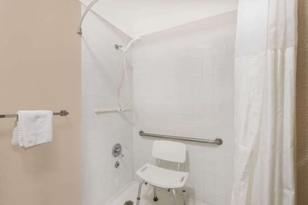  - Days Inn University College Station