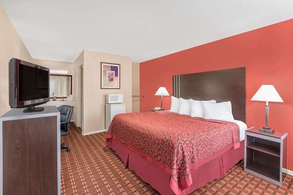  - Days Inn University College Station