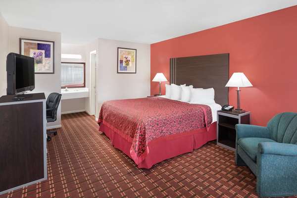  - Days Inn University College Station