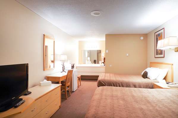  - Canadas Best Value Inn Fernie