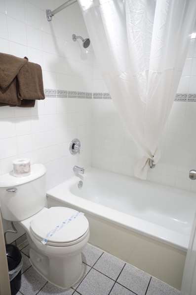  - Canadas Best Value Inn Fernie