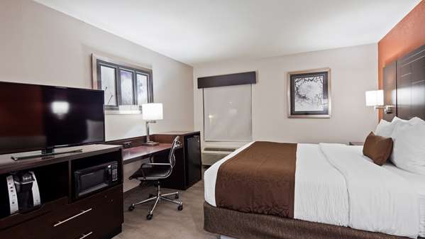  - Best Western Plus Lees Summit Hotel - I-470, Exit 14