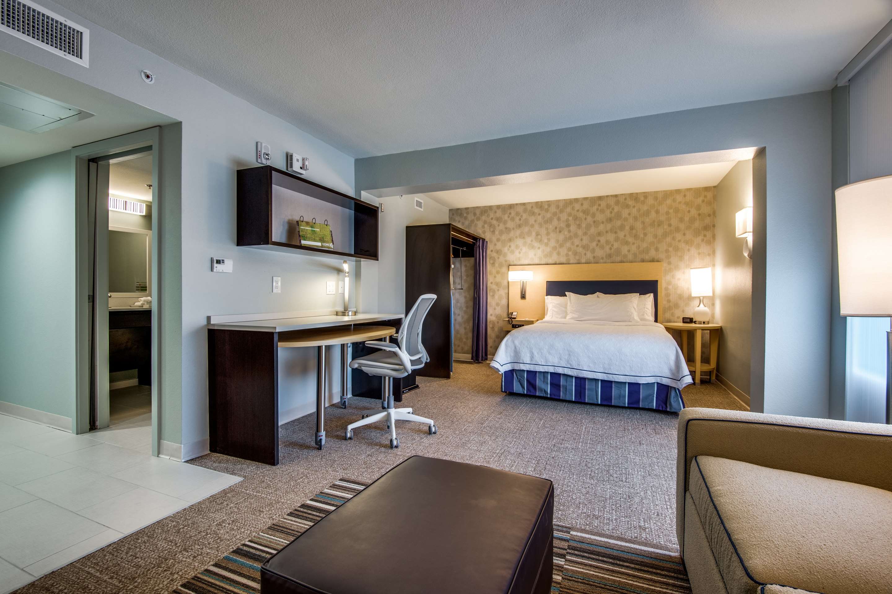 Guest room