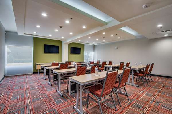  - Home2 Suites by Hilton DFW Airport South Irving
