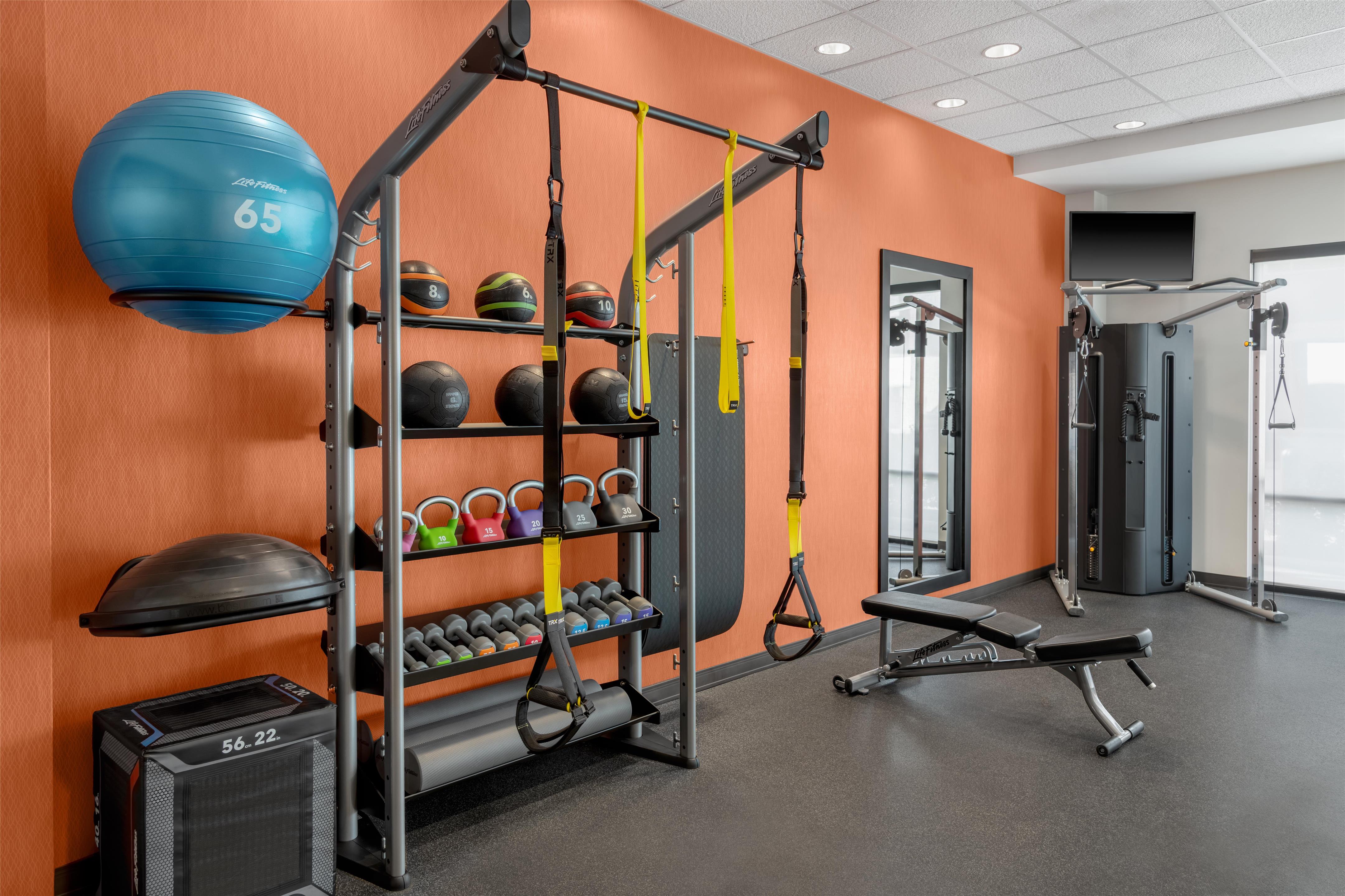 Health club fitness center gym | Home2 Suites by Hilton La Crosse