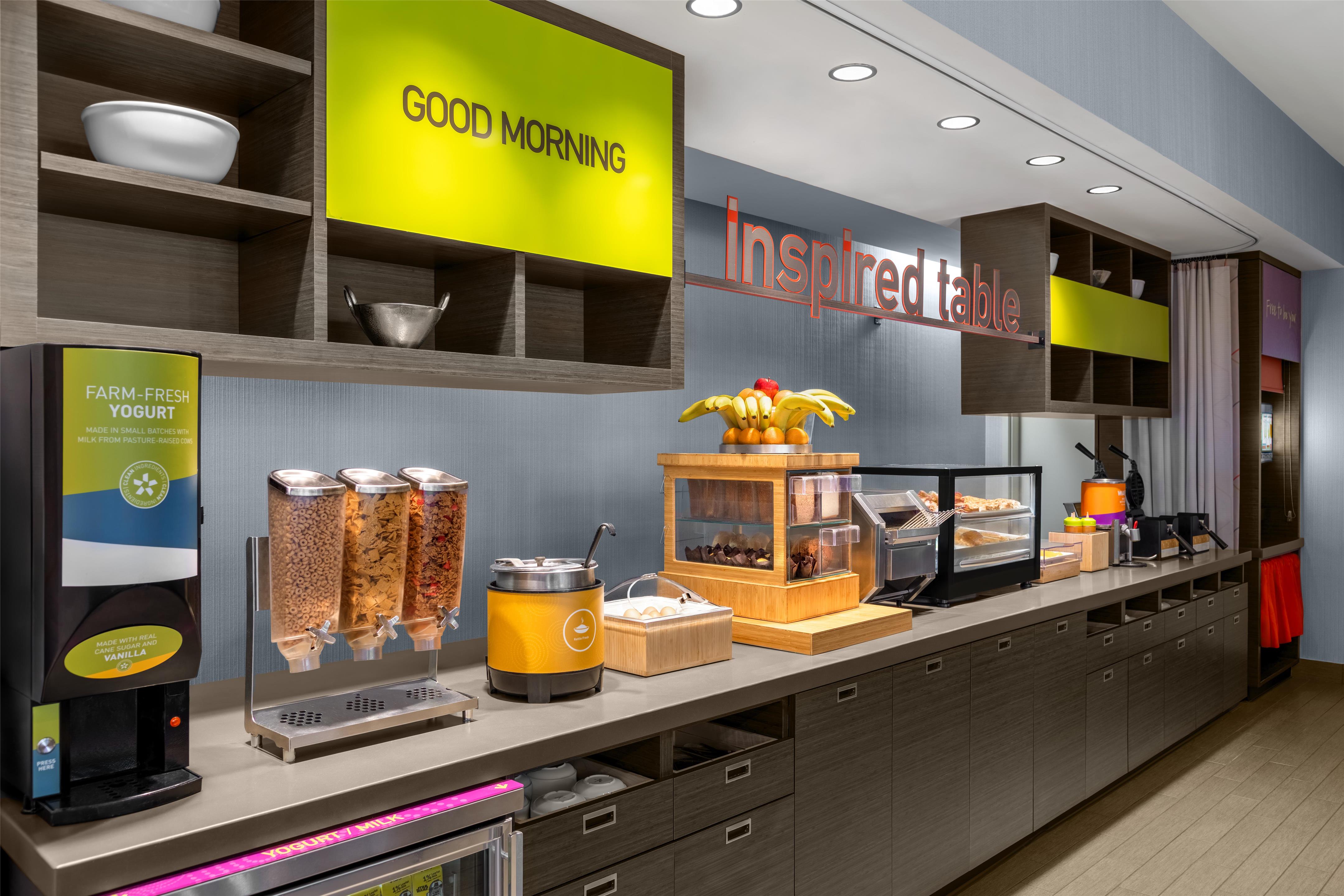 Breakfast Area | Home2 Suites by Hilton La Crosse