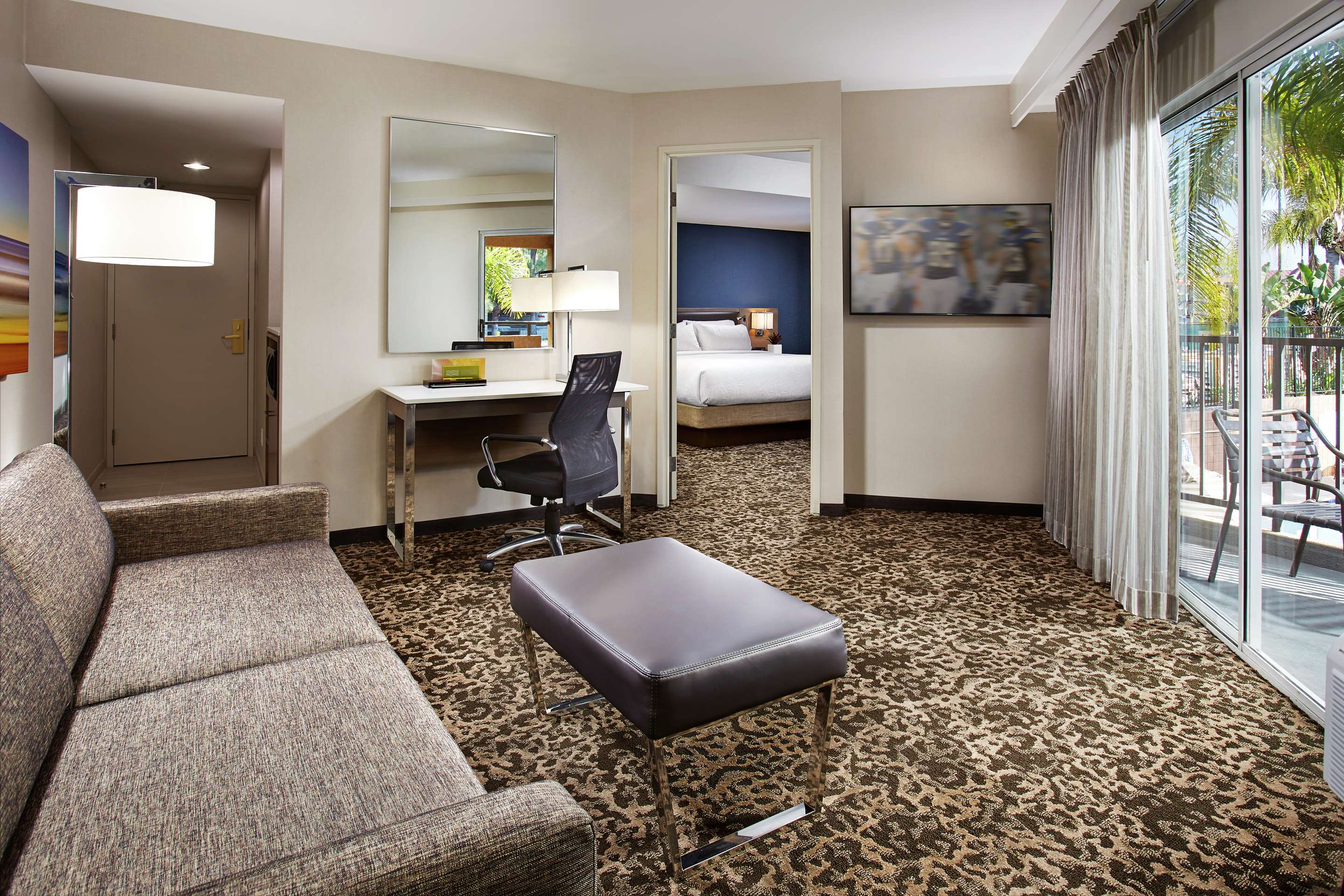 Guest room