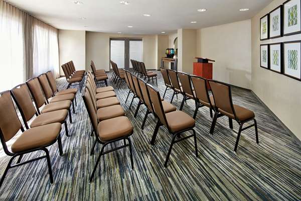  - Hilton Garden Inn Mission Valley Stadium San Diego - I-15, Exit 8