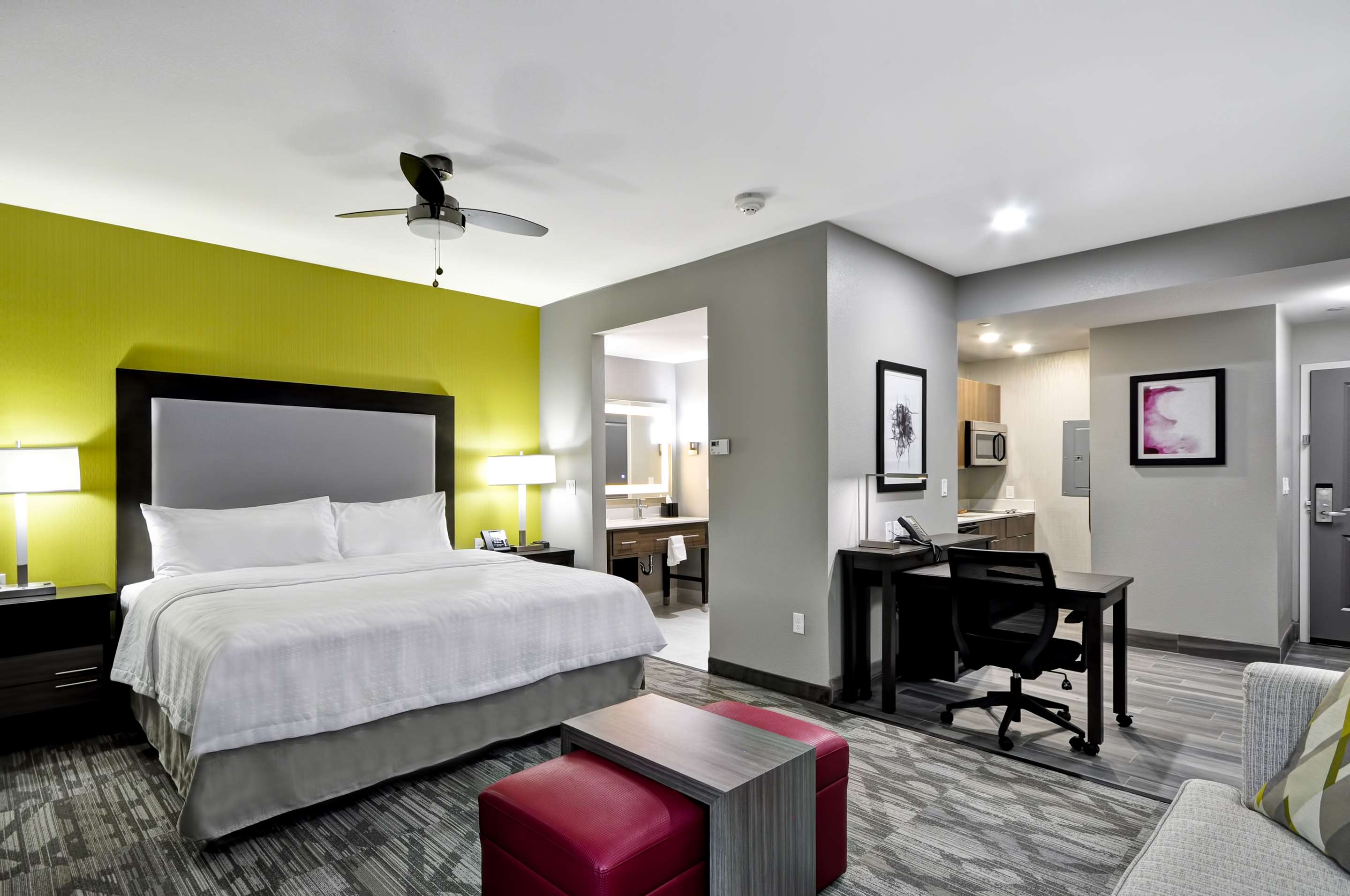 Guest room