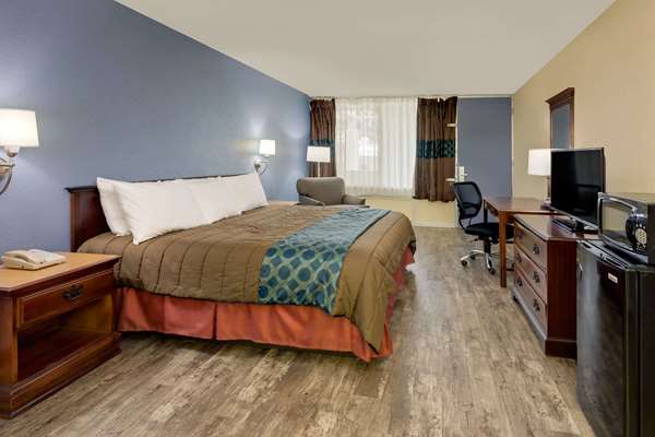  - Days Inn AUM Montgomery - I-85, Exit 6