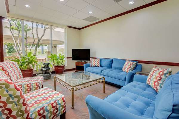  - Days Inn AUM Montgomery - I-85, Exit 6