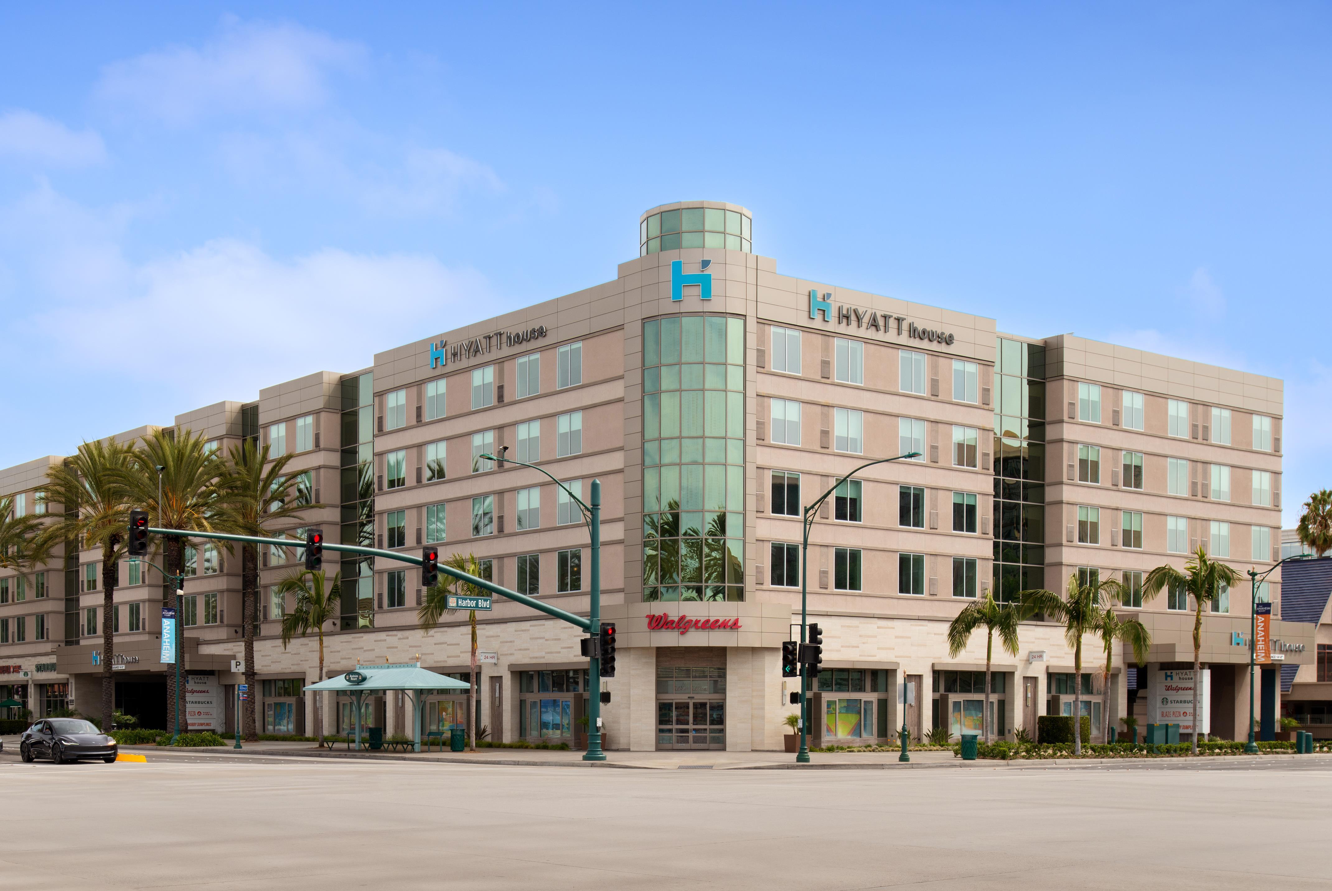 Exterior | Hyatt House at Anaheim Resort/Convention Center
