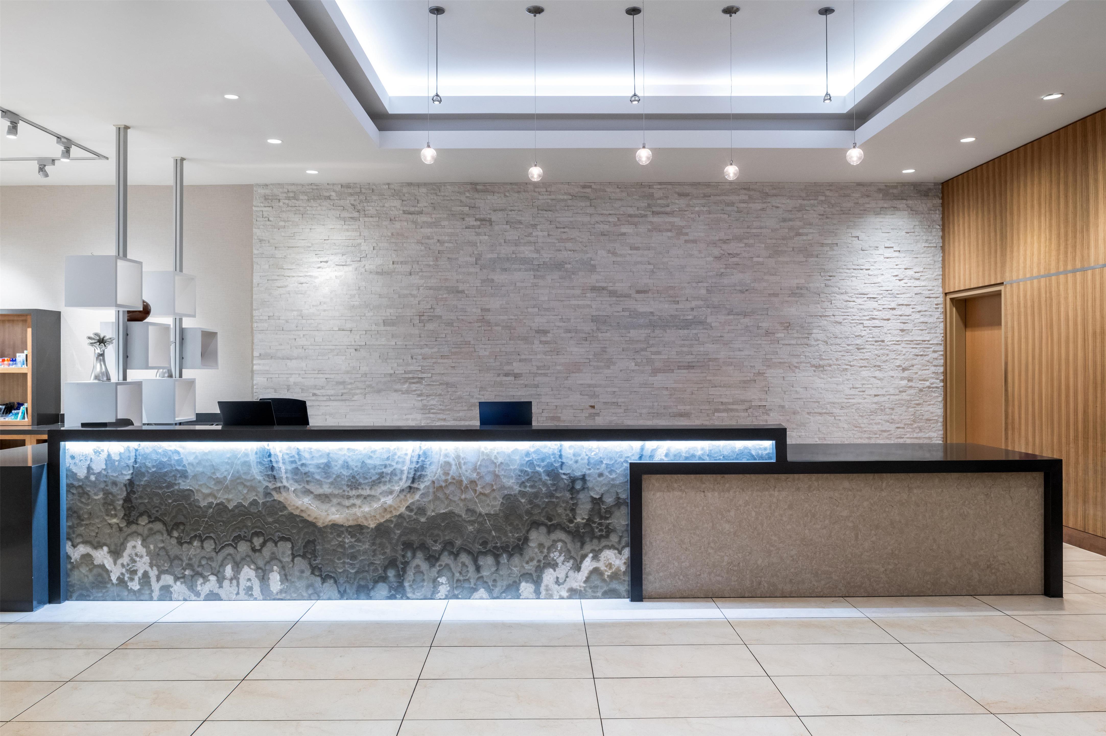 Lobby | Hyatt House at Anaheim Resort/Convention Center