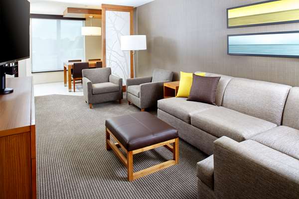 Suite - Hyatt Place Hotel Legacy Village Lyndhurst