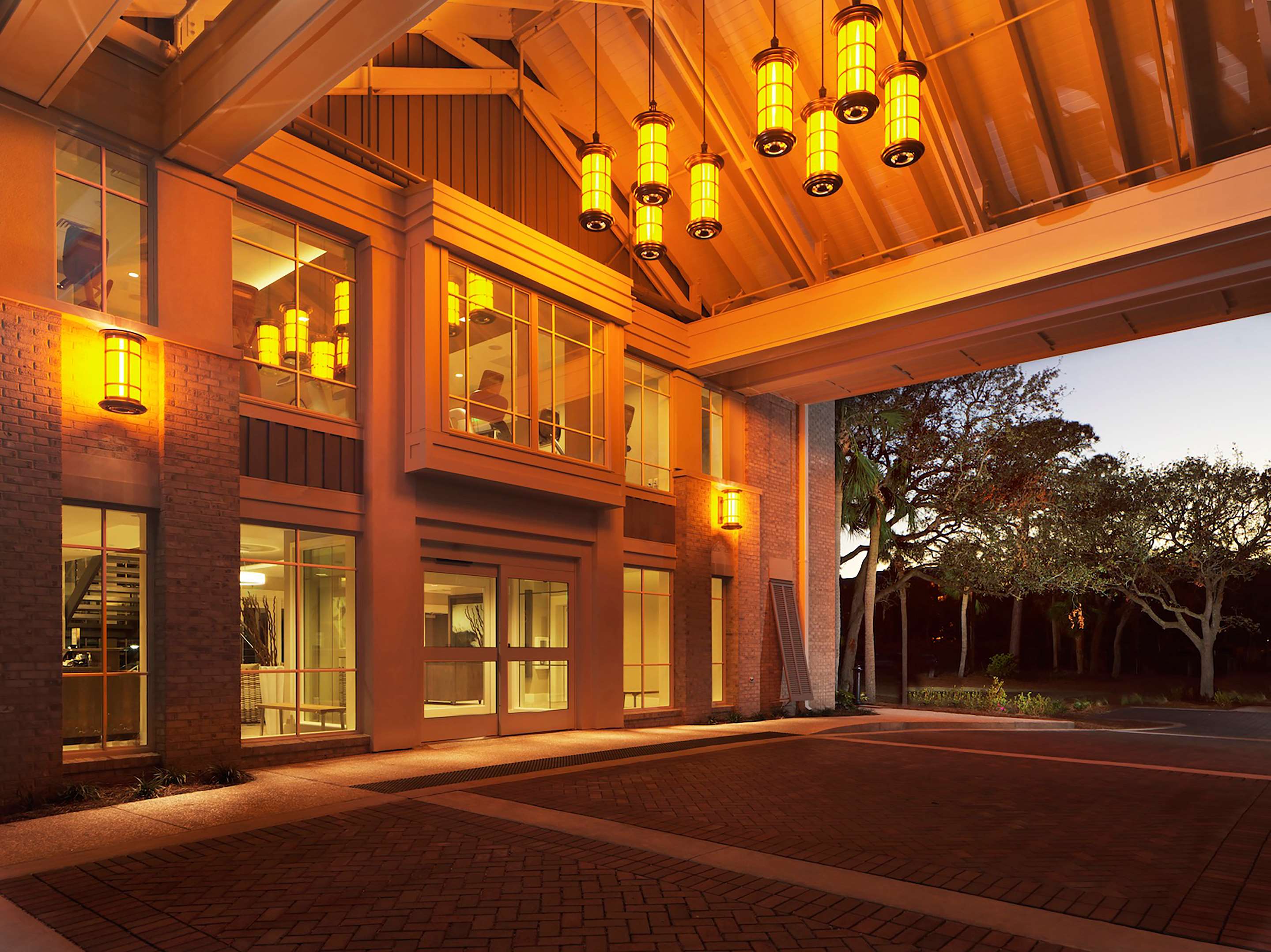 Exterior | Hilton Grand Vacations Club Ocean Oak Resort Hilton Head