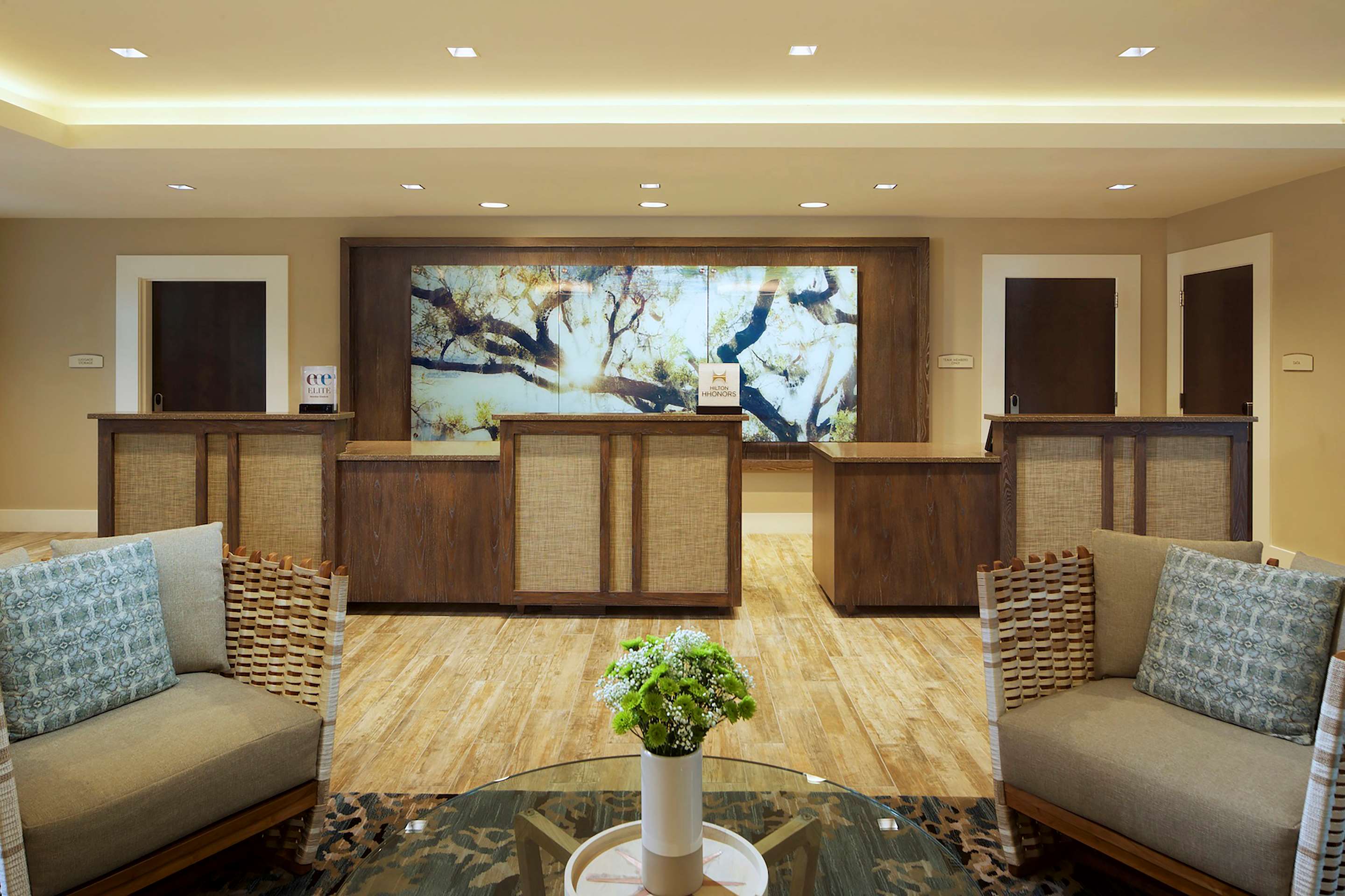 Reception | Hilton Grand Vacations Club Ocean Oak Resort Hilton Head